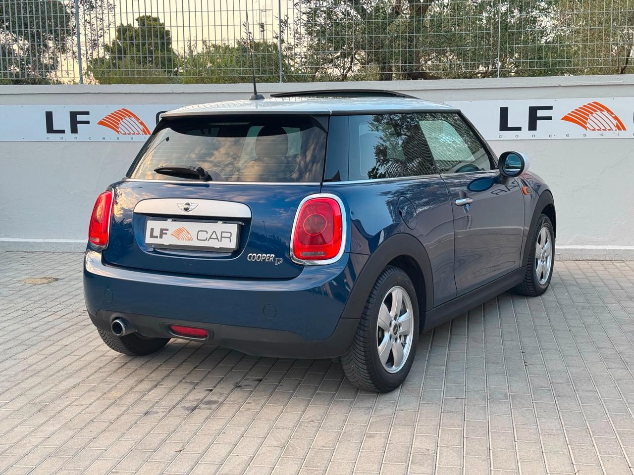 Mini 1.5 Cooper D 116 cv