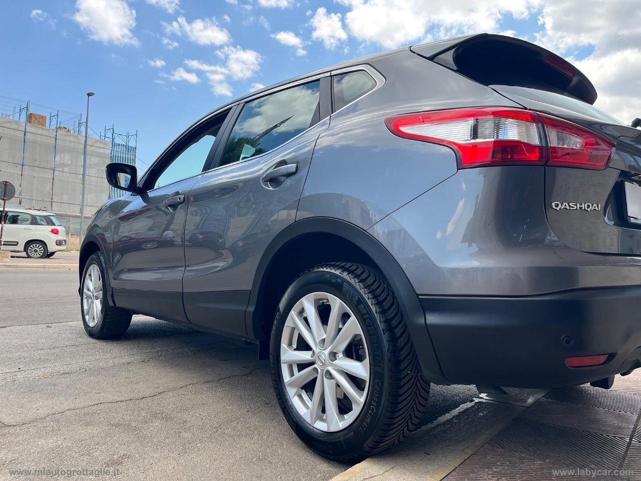 NISSAN Qashqai 1.5 dCi Acenta Premium GANCIO TRAINO
