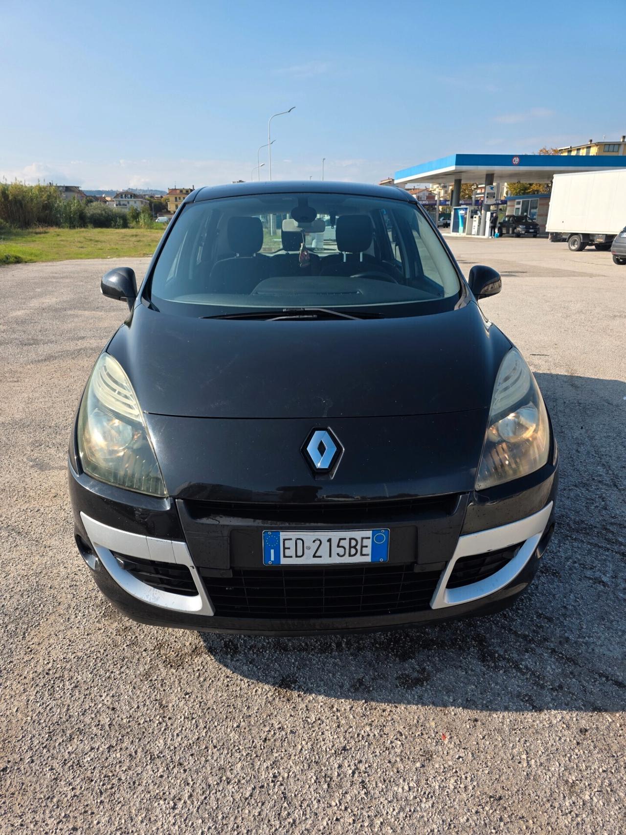 Renault Scenic Scénic X-Mod Terza Serie 1.5 dCi 110CV Luxe,sensori, retrocamera,navigatore,clima,bizona,freno elettronico