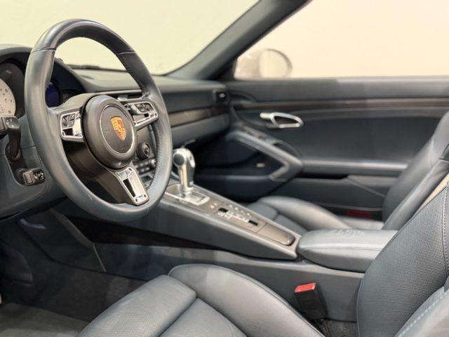 PORSCHE 911 3.0 Carrera 4 GTS Cabriolet