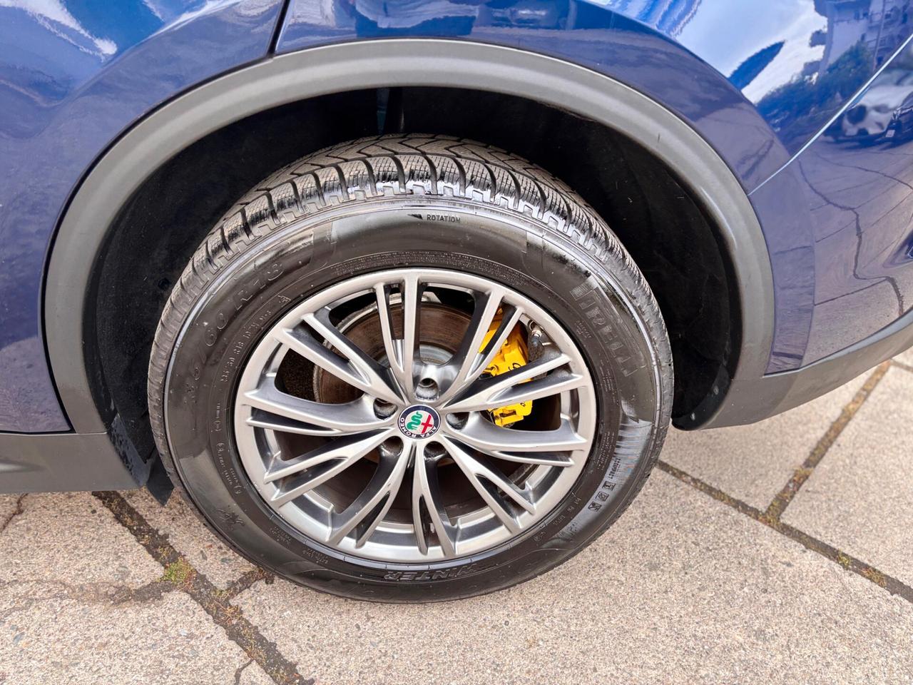Alfa Romeo Stelvio 2.2 Turbodiesel 180 CV AT8 RWD Super