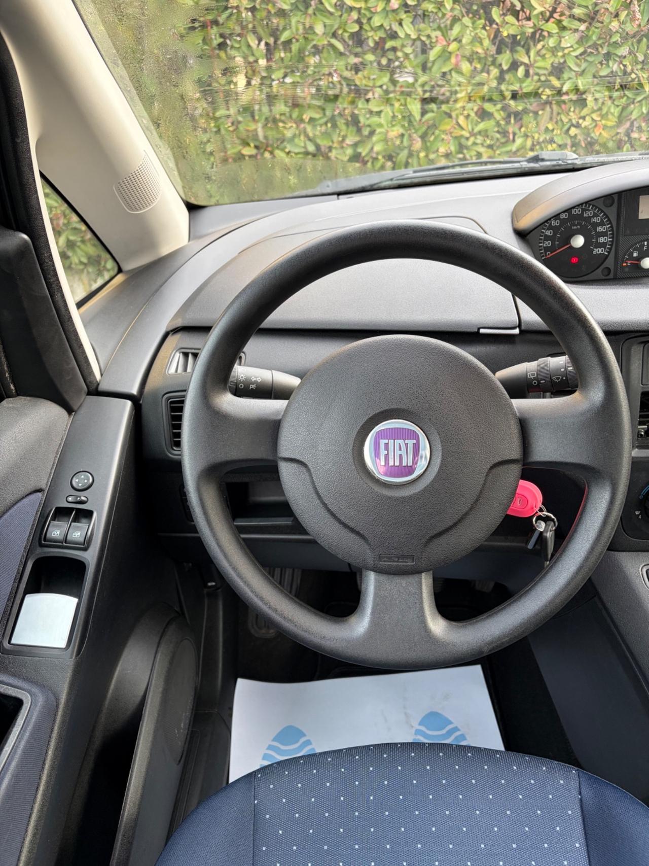 Fiat Idea 1.4 16V BlackEnergy