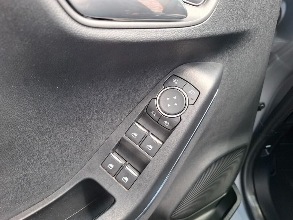 Ford Puma 1.0 Hybrid TITANIUM SENZA VINCOLI DI FINANZIAMENTO