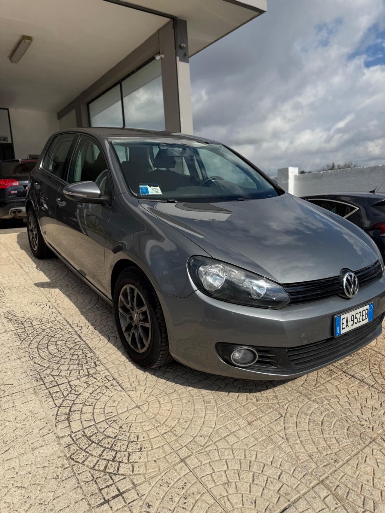 Volkswagen Golf 1.6 5p. Highline GPL