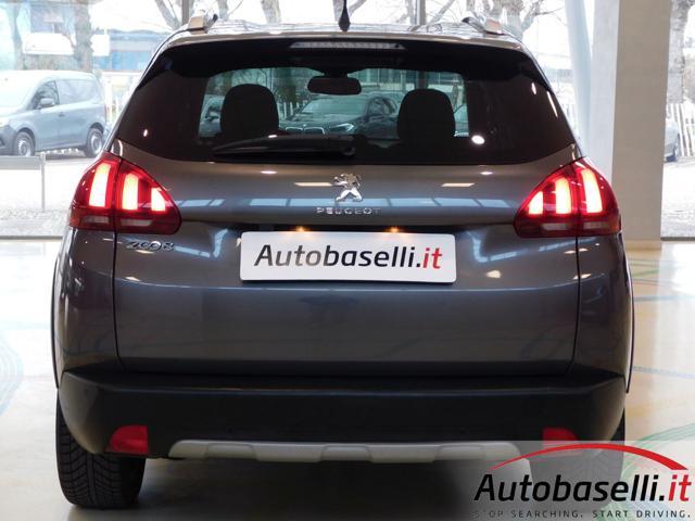 PEUGEOT 2008 1.2 TURBO 110CV S&S ALLURE, NAVIGATORE, CARPLAY