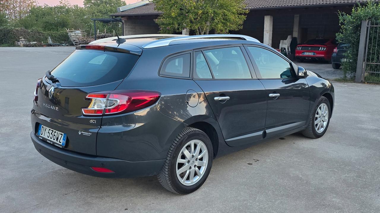 Stupenda Renaul Megane PARI AL NUOVO