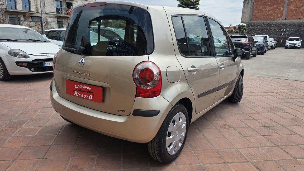Renault Modus 1.2 16V Dynamique