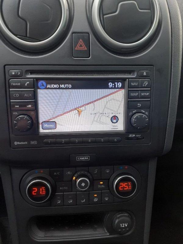 Nissan Qashqai 1.5 dCi DPF 360-NAVI/TETTO PAN - R 18" - GARANZIA