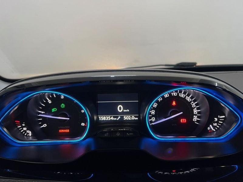 Peugeot 2008 BlueHDi 100 Allure