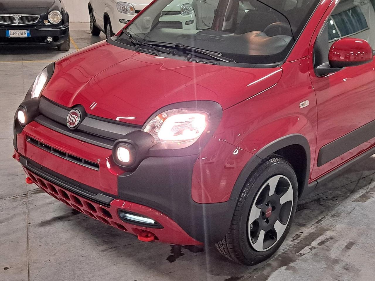 Fiat Panda 1000 FireFly Hybrid 70CV Cross 5 Porte Km. 0