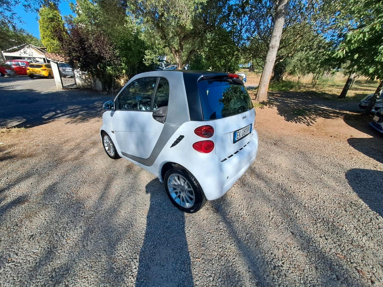 Smart 1000 52 kW MHD coupe White Tailor km 70mila