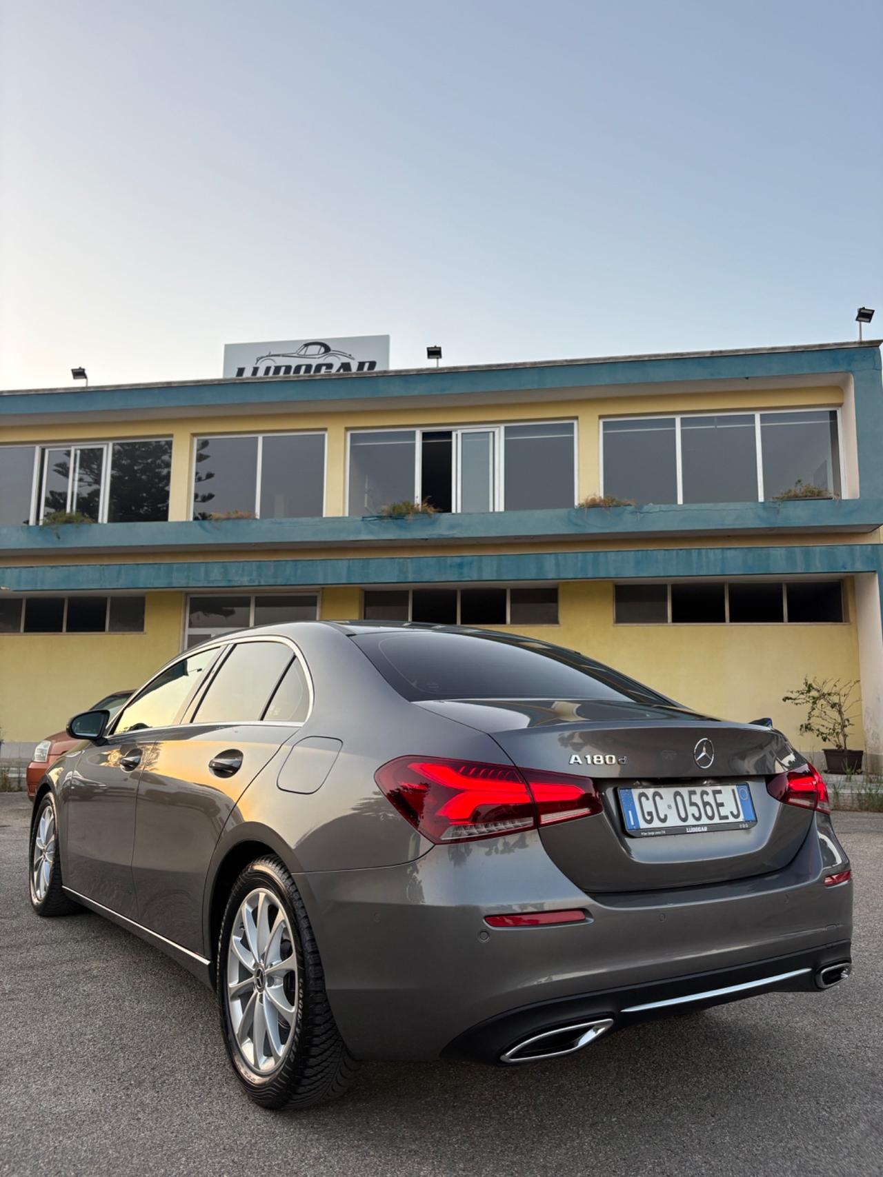 Mercedes-benz A 180 d Automatic Premium