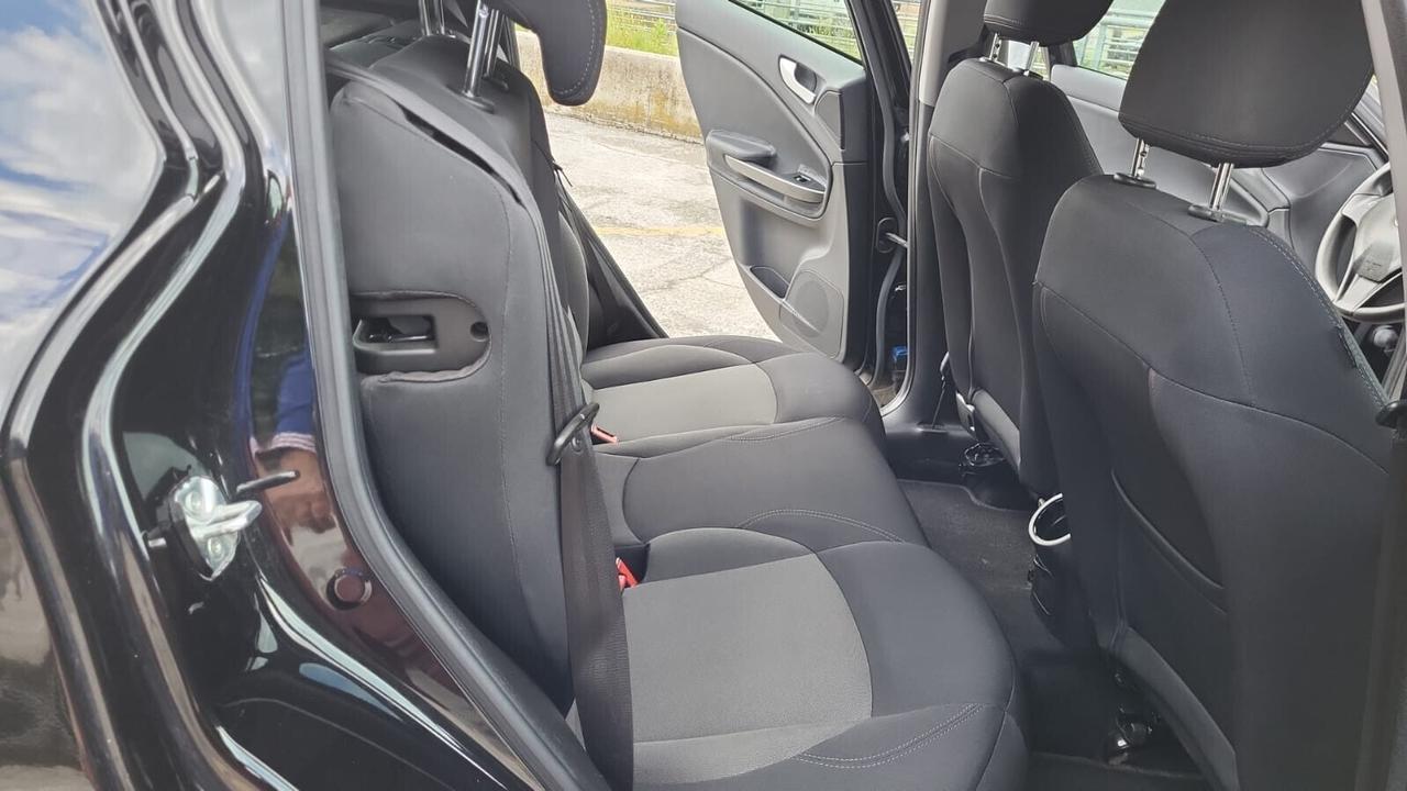 Alfa Romeo GIULIETTA 1,6 JTDM-2-UNICO PROPRIETARIO