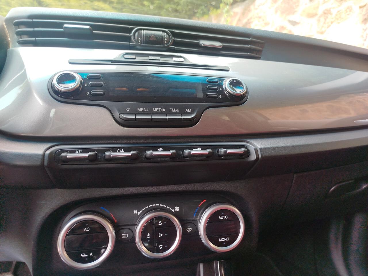 Alfa Romeo Giulietta 1.4 170cv Distinctive