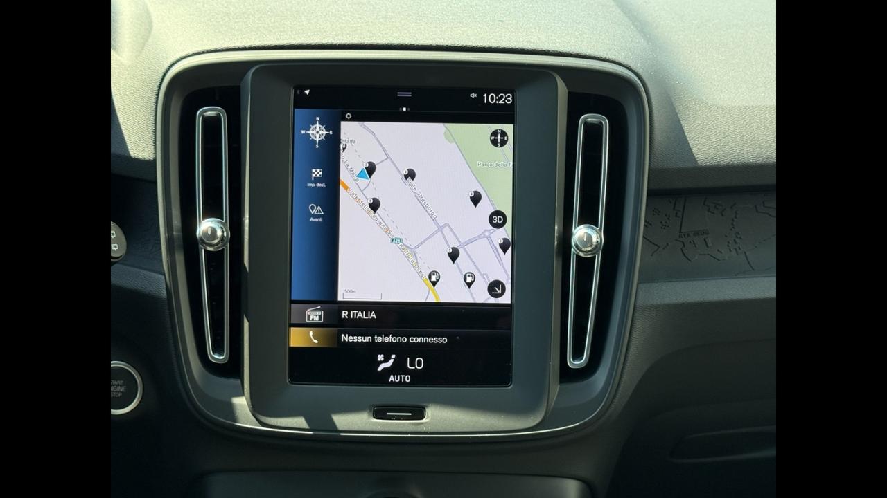 VOLVO XC40 2023 - XC40 1.5 t4 recharge phev Essential auto