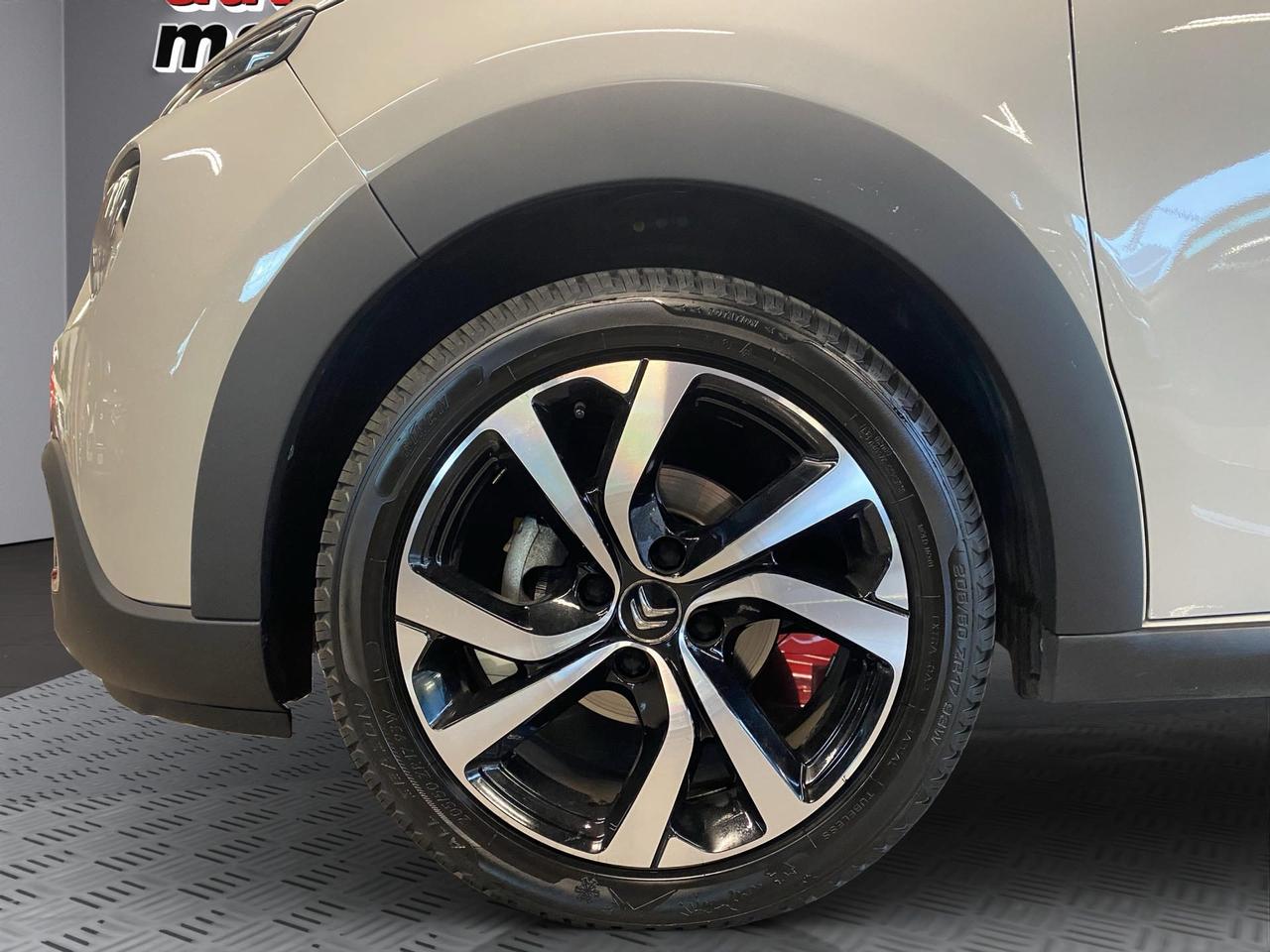 Citroen C3 1.2 puretech Shine Pack s&s 110cv eat6