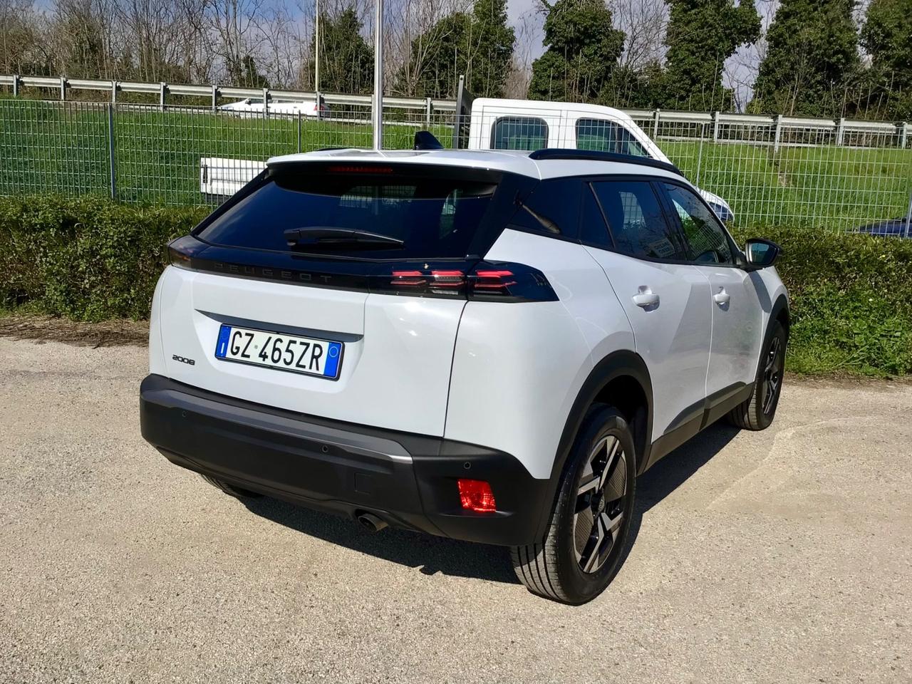 Peugeot 2008 PureTech 100 S&S Allure