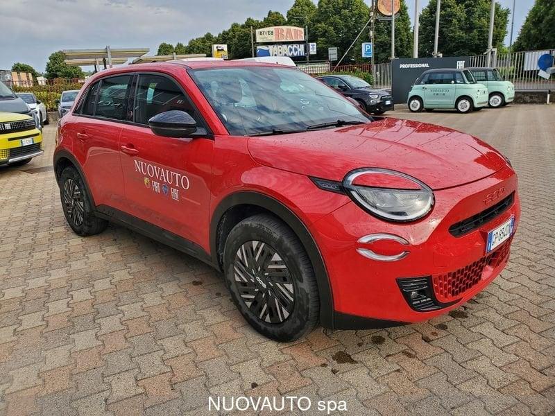 FIAT 600e Red