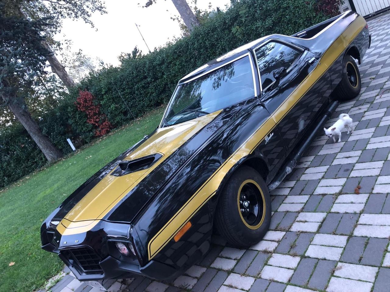 Ford Gran Torino Black & Gold