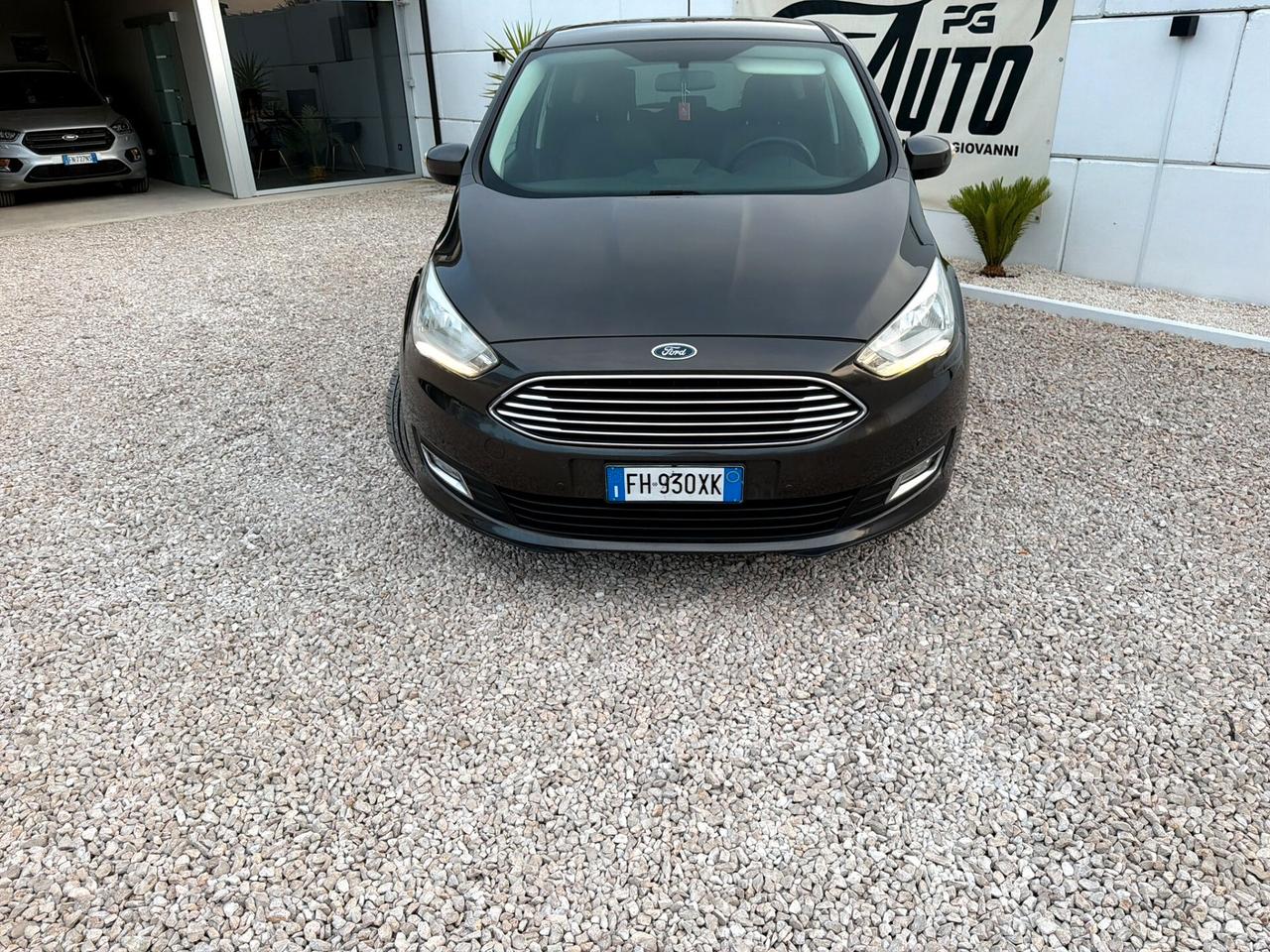 Ford C-Max Titanium