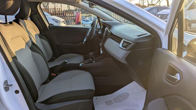 RENAULT Clio FULL HYBRID 1.6cc 145cv E-TECH EVOLUTION