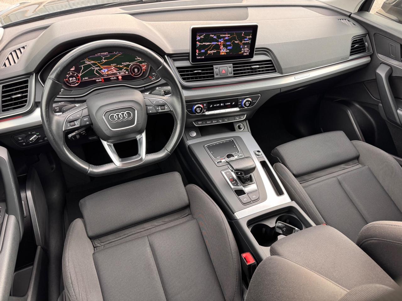 Audi Q5 2.0 TDI quattro S tronic Sport Matrix Luci Multicolor