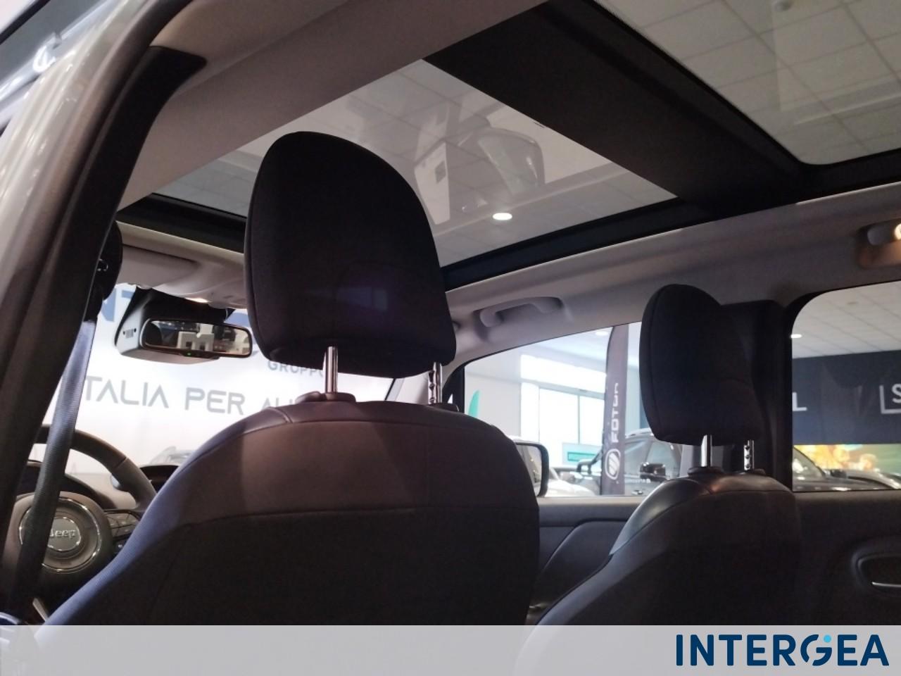 JEEP Renegade 1.5 turbo t4 mhev Upland 2wd 130cv dct