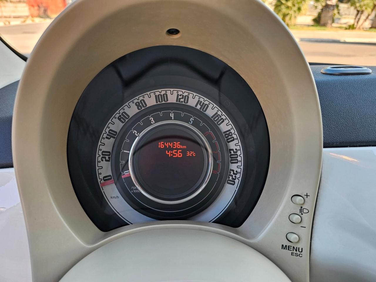 FIAT 500 1.2 LOUNGE