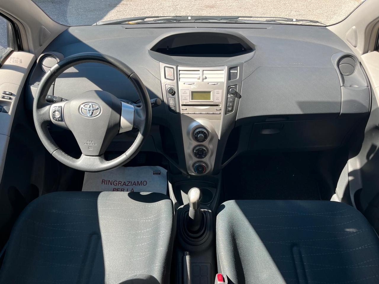 Toyota Yaris 2008 1.0 VVT-i 70CV DA VETRINA