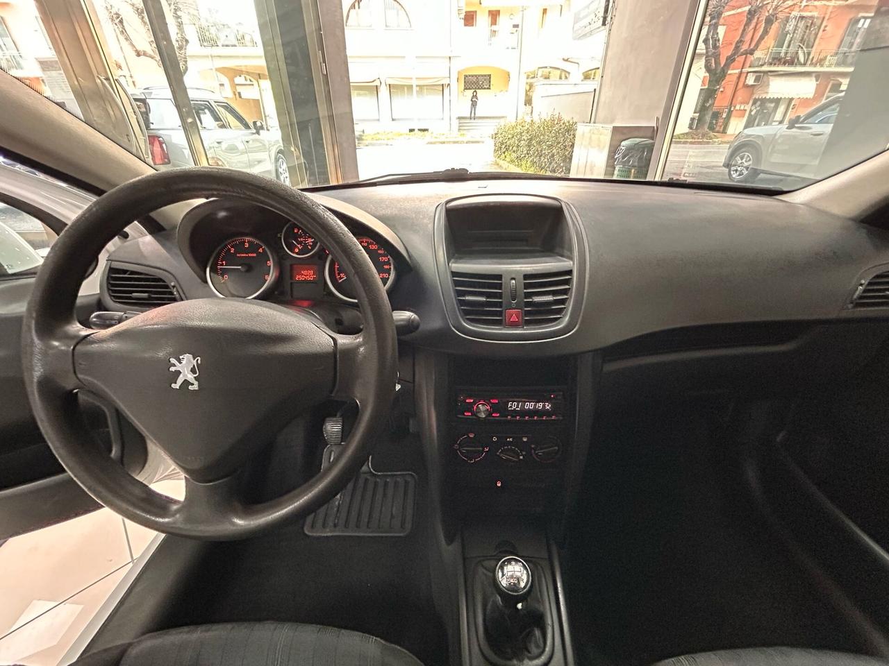 Peugeot 207 hdi 3p - van