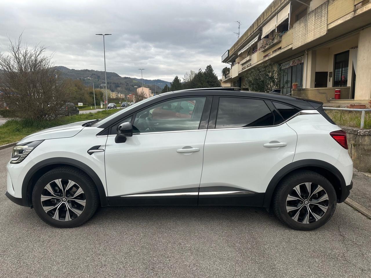 Renault Captur Full Hybrid E-Tech 145 CV Techno