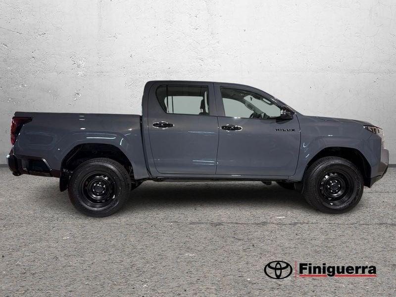 Toyota Hilux 2.8 DIESEL MILD HYBRID 48V 204 CV AUTOMATICO
