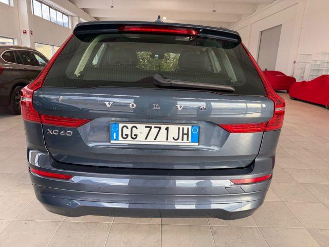 VOLVO XC60 B4 (d) AWD Geartronic Momentum Pro