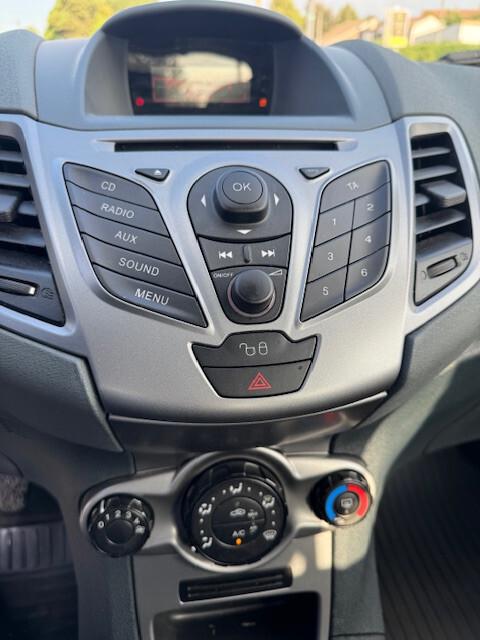 Ford Fiesta 1.2 60CV 5p. Tit.-UNICO PROPRIETARIO-OK NEOPATENTATI