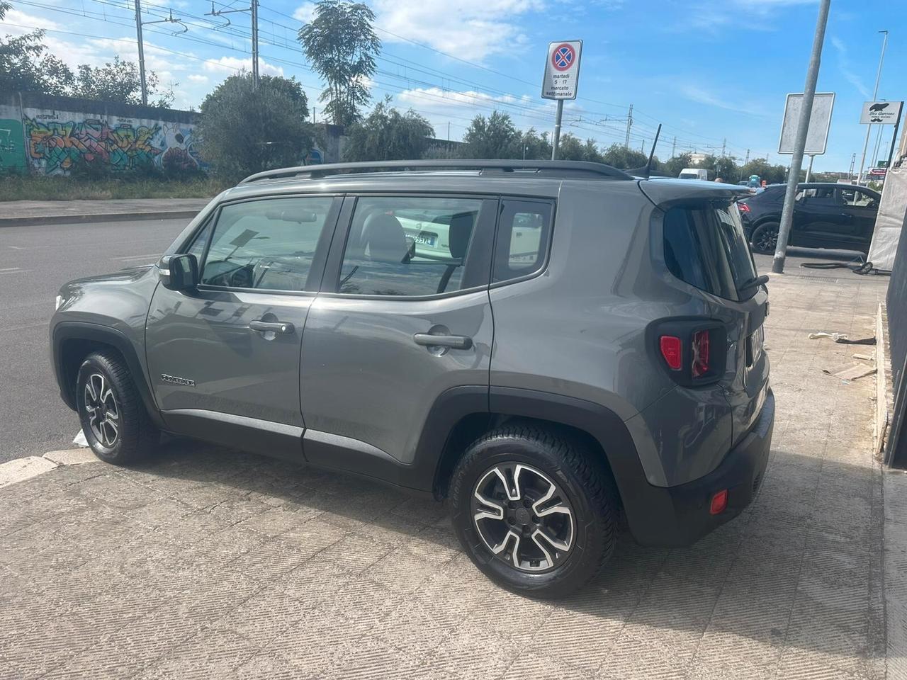 Jeep Renegade 1.6 Mjt DDCT 120 CV Longitude