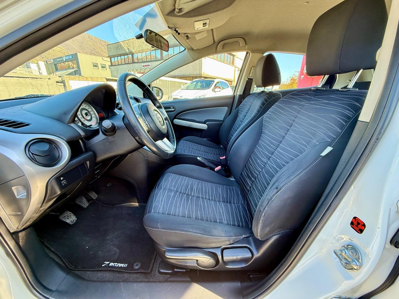 Mazda 2 1.4 TD 68CV 5p. Fun Generation'09 OK NEOPATENTATI