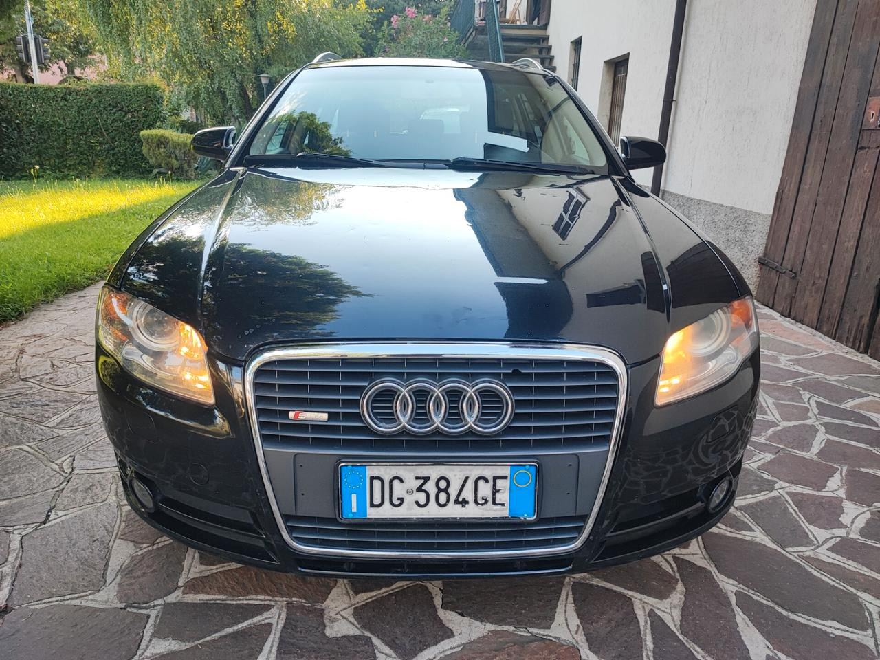 Audi A4 2.0 TDI S-Line F.AP. Avant quattro top