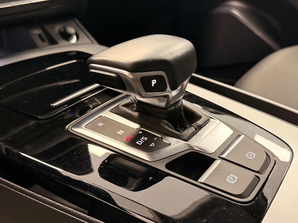 Audi Q5 2.0 tdi S-tronic 163cv Iva esposta
