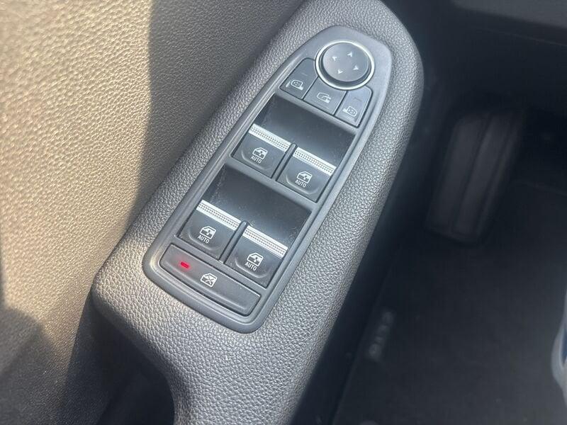 Renault Clio Clio Full Hybrid E-Tech 140 CV 5 porte Intens