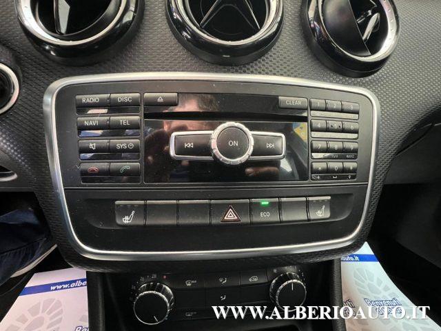 MERCEDES-BENZ A 180 d Premium