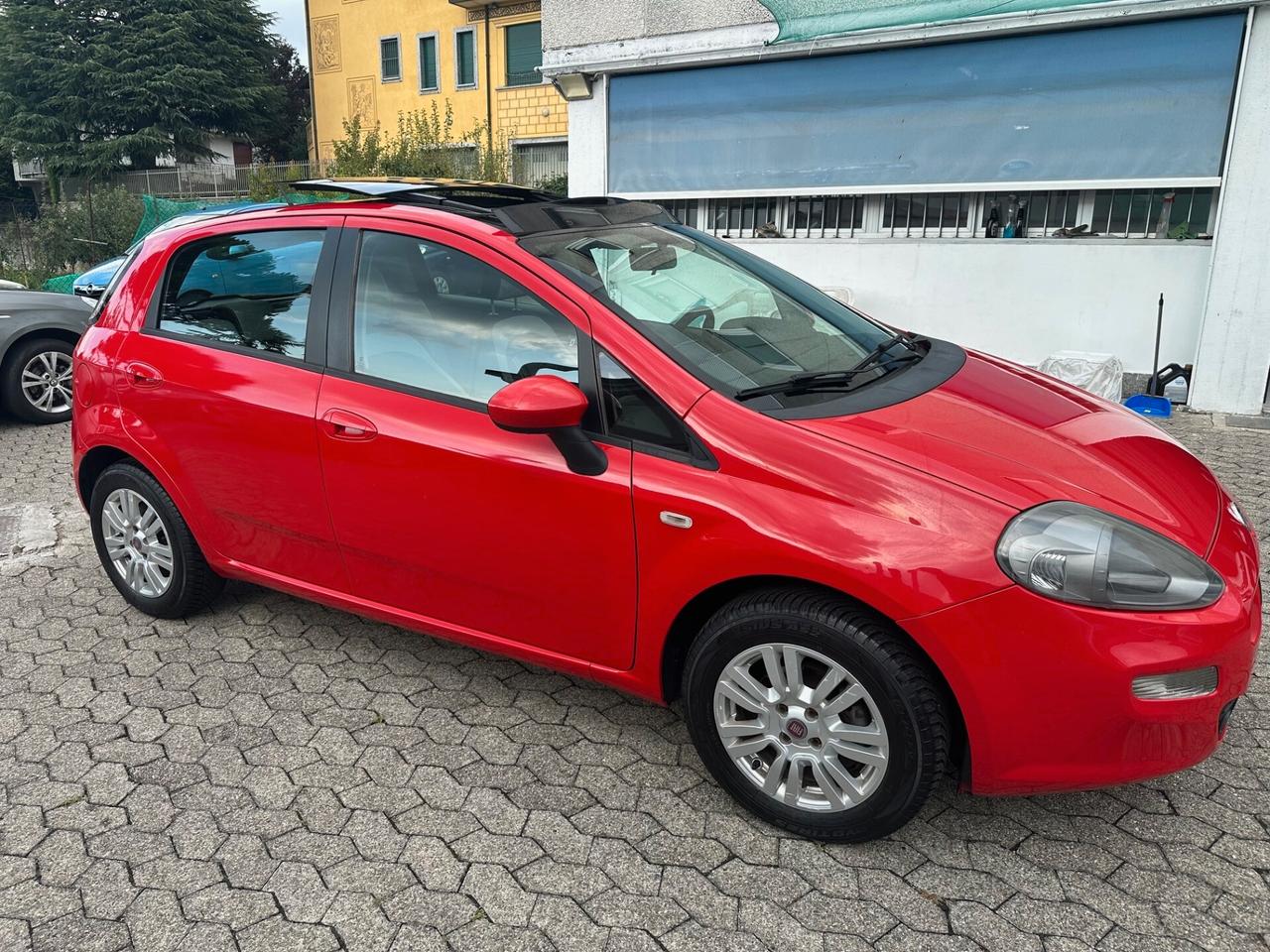 Fiat Punto 1.4 8V 5 porte Easypower Lounge