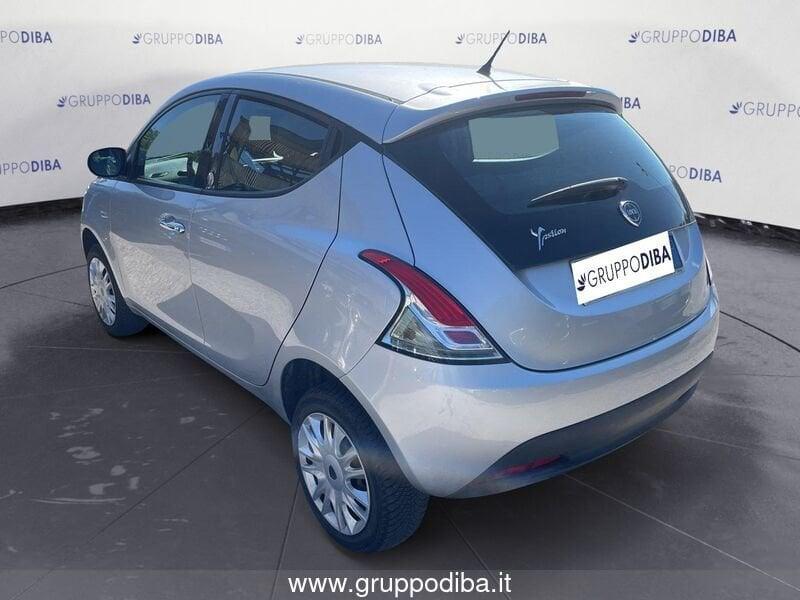 Lancia Ypsilon III 2011 Benzina 0.9 t.air Gold ecochic metano 80cv
