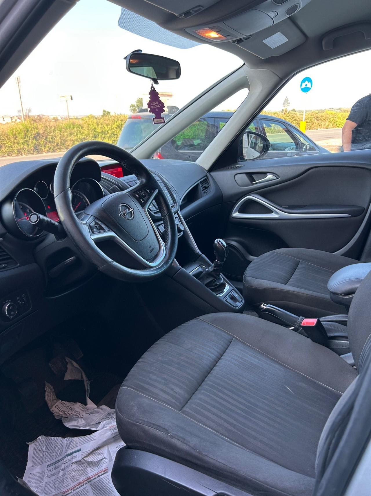 Opel Zafira Tourer 1.4 Turbo 140CV GPL Cosmo