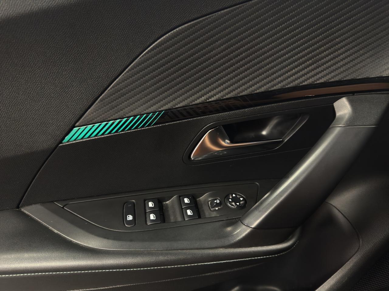 Peugeot e-2008 2008 Allure Pack 100kW