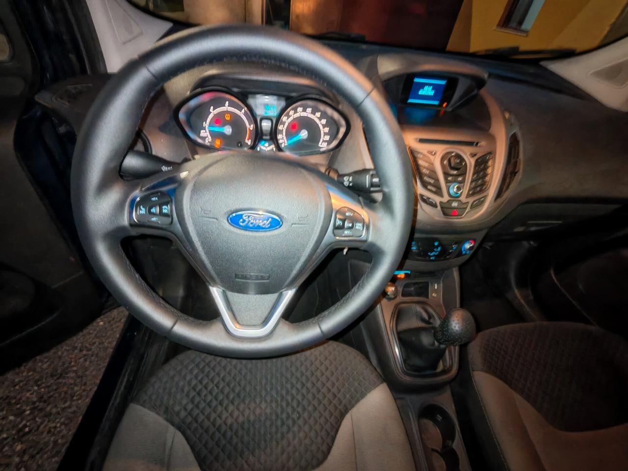 Ford Tourneo Courier 1.5 TDCI 75 CV Plus