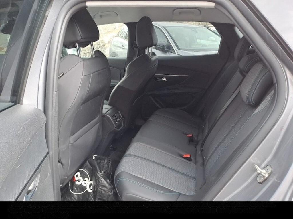 PEUGEOT 3008 1.5 BLUEHDI 130CV EAT8 SeS ALLURE ( FARI LED - I-COCKPIT - CRUISE - NAVI - NIRROR - PDC )