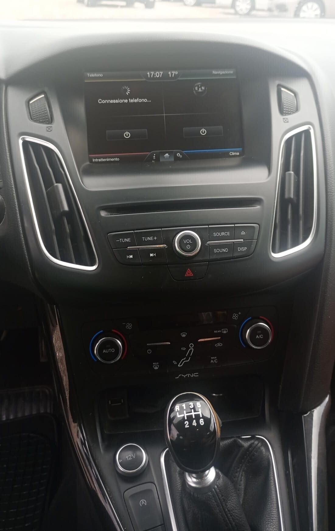 Ford Focus 2.0 TDCi 120 CV Start&Stop SW Titanium X