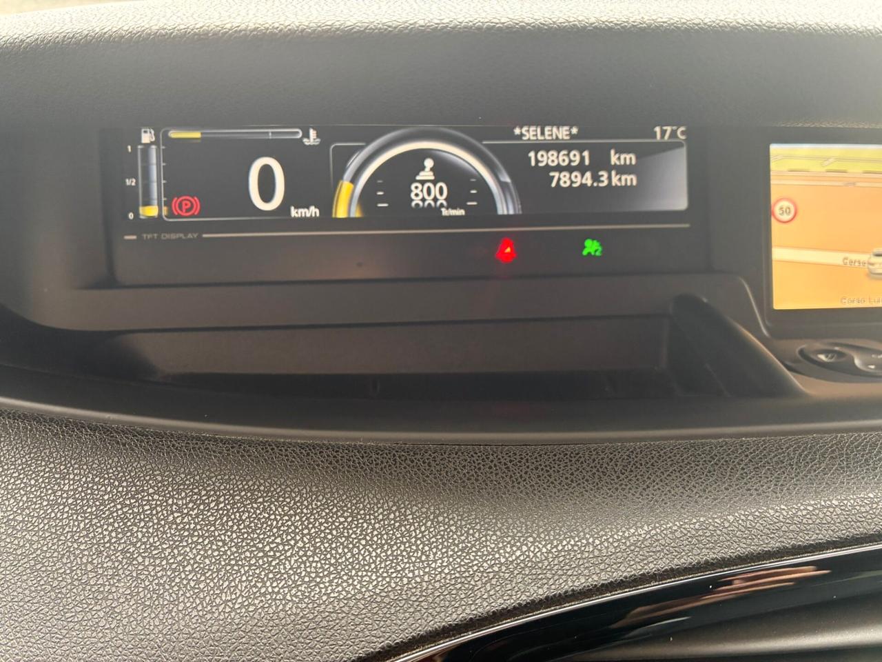 Renault Scenic XMod 1.5dCi110CV perfetta-14