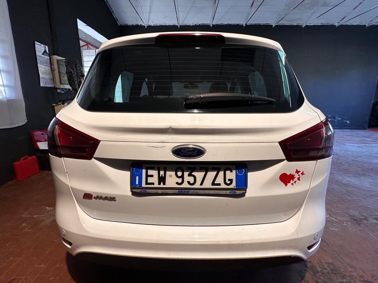 Ford B-Max 1.5 TDCi 75 CV Business Titanium
