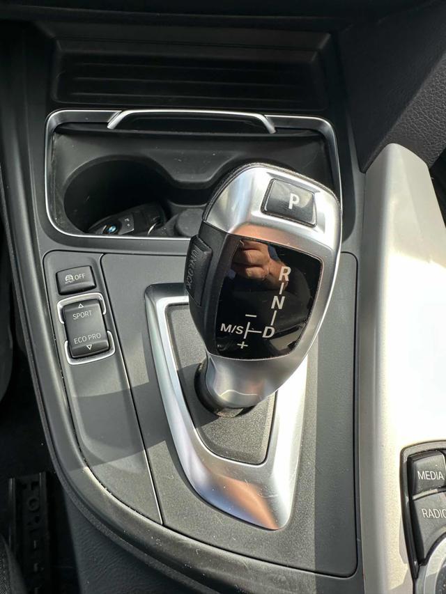 BMW 318 d Touring Business Advantage